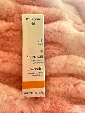 Dr. Hauschka Coverstick 01 Natural NWT